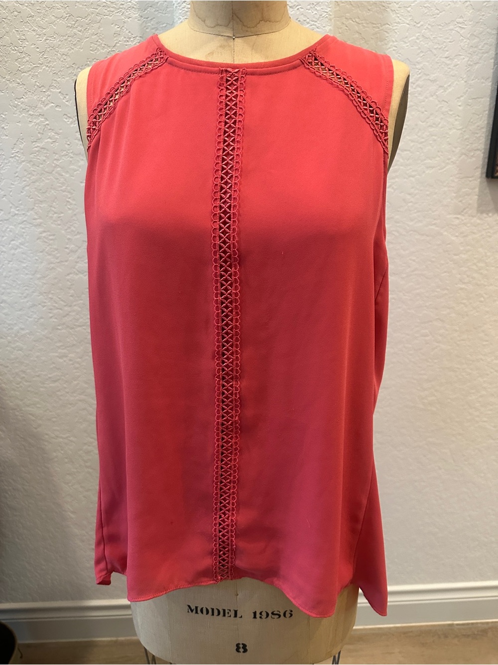 White House Black Market Coral Crochet-Trim Sleeveless Camisole